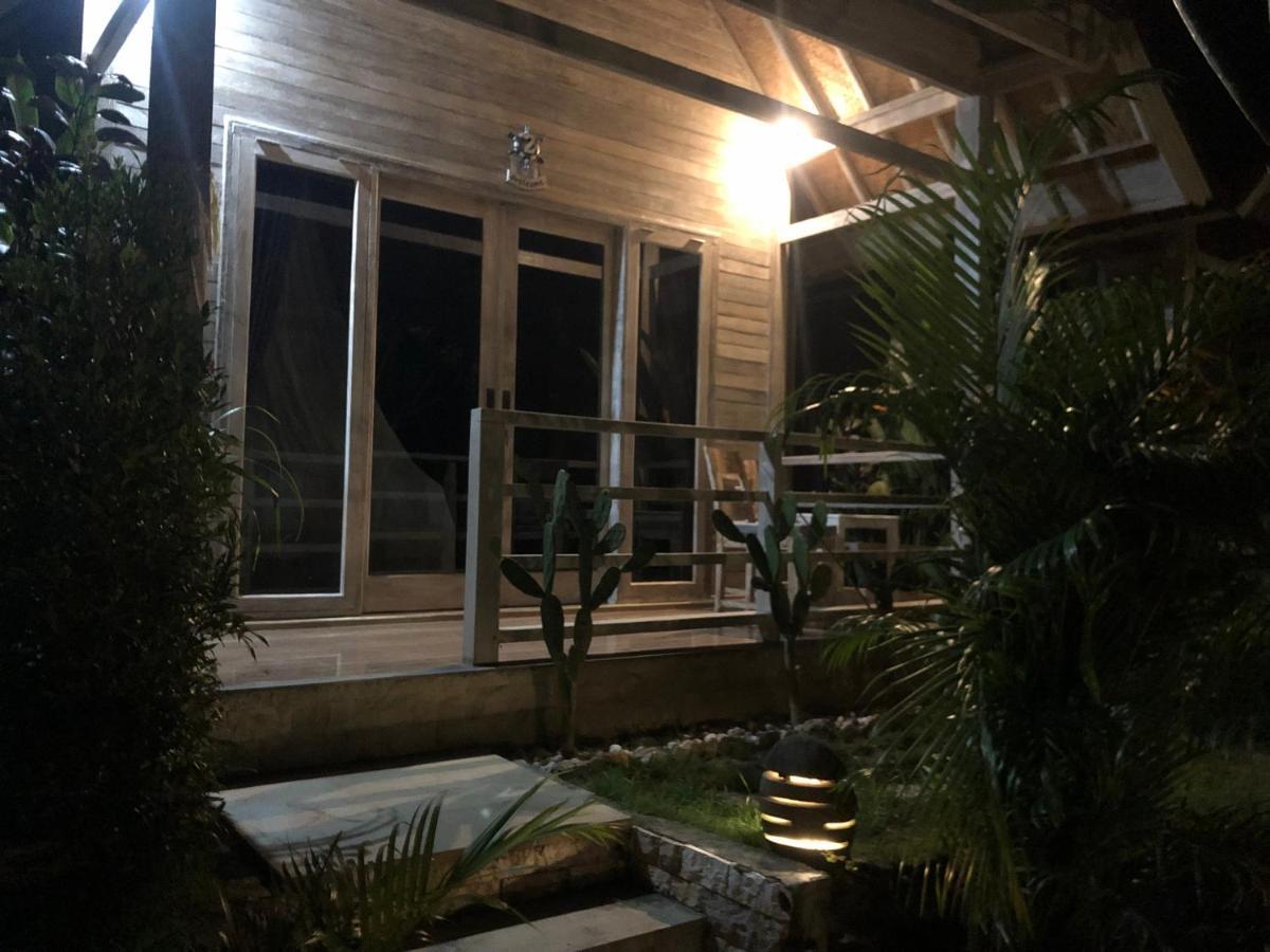 Le Biu Garden View Hotel Lembongan Exterior foto