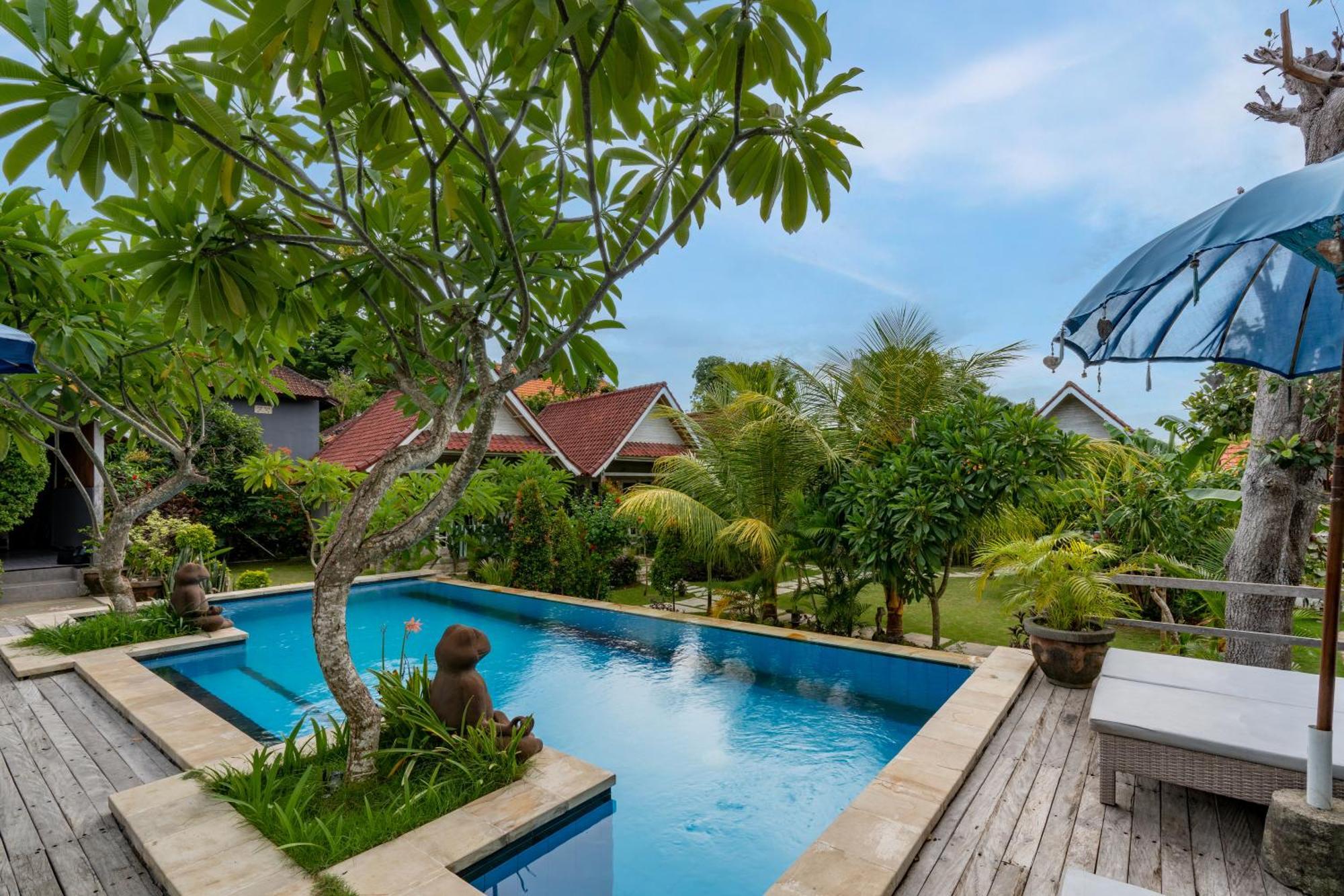 Le Biu Garden View Hotel Lembongan Exterior foto