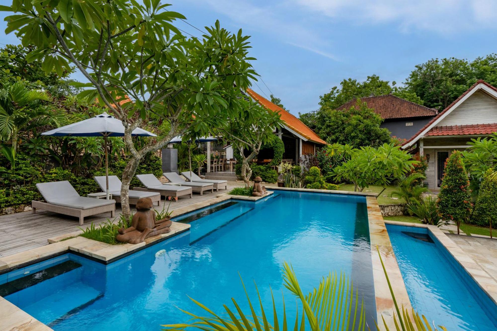 Le Biu Garden View Hotel Lembongan Exterior foto
