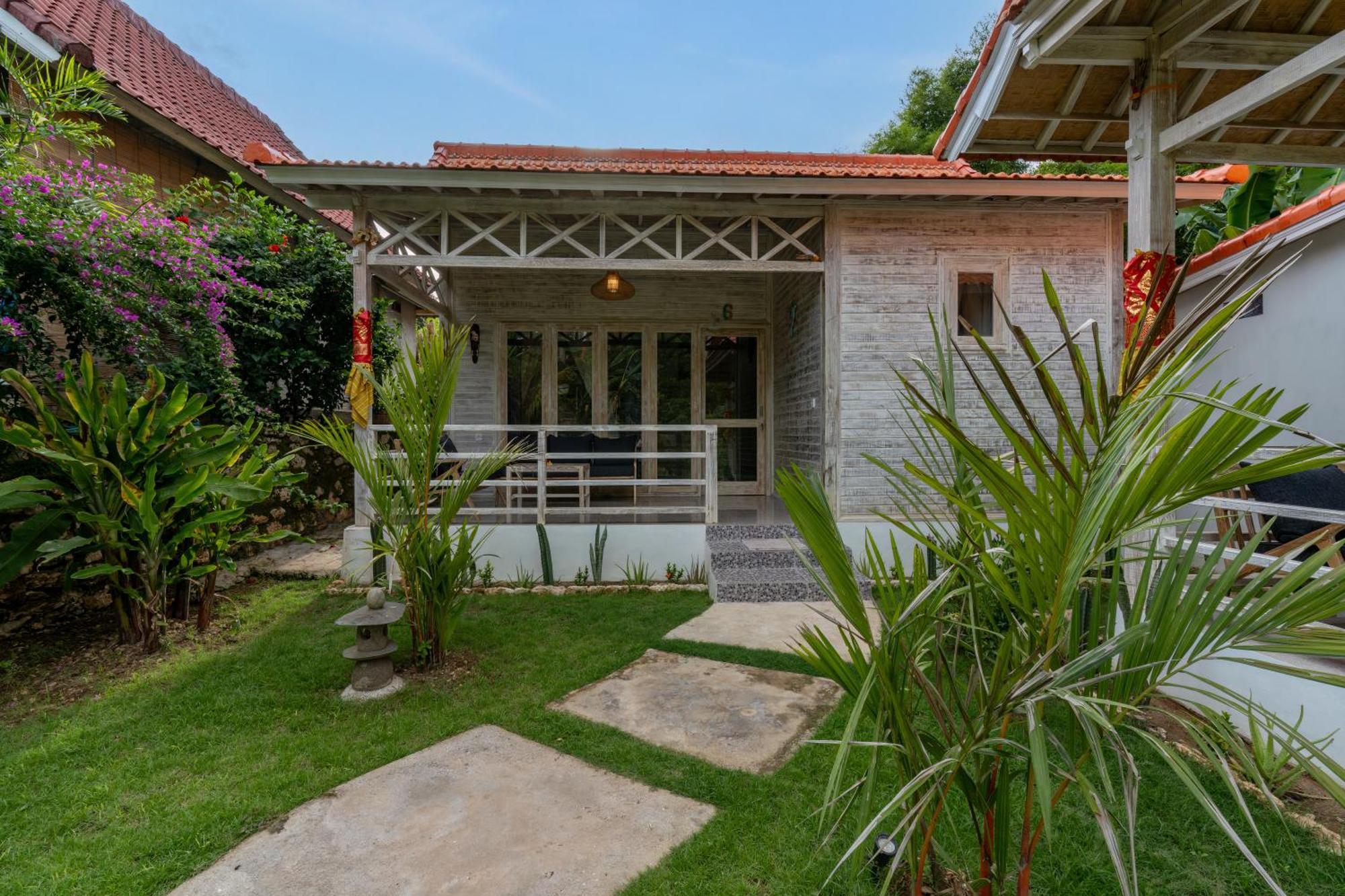 Le Biu Garden View Hotel Lembongan Exterior foto