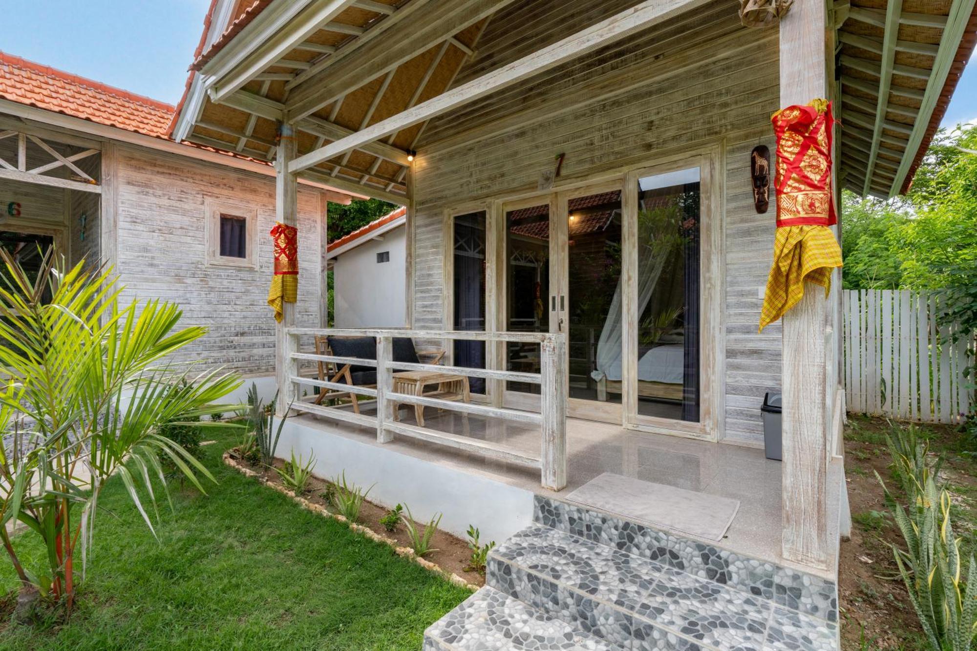 Le Biu Garden View Hotel Lembongan Exterior foto